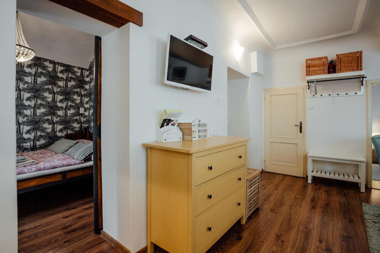 Strieborny Dvor Appartement Banská Štiavnica Buitenkant foto