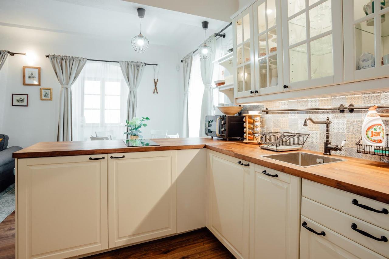 Strieborny Dvor Appartement Banská Štiavnica Buitenkant foto