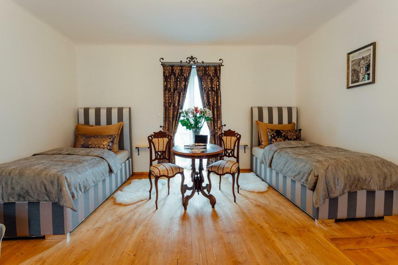 Strieborny Dvor Appartement Banská Štiavnica Buitenkant foto