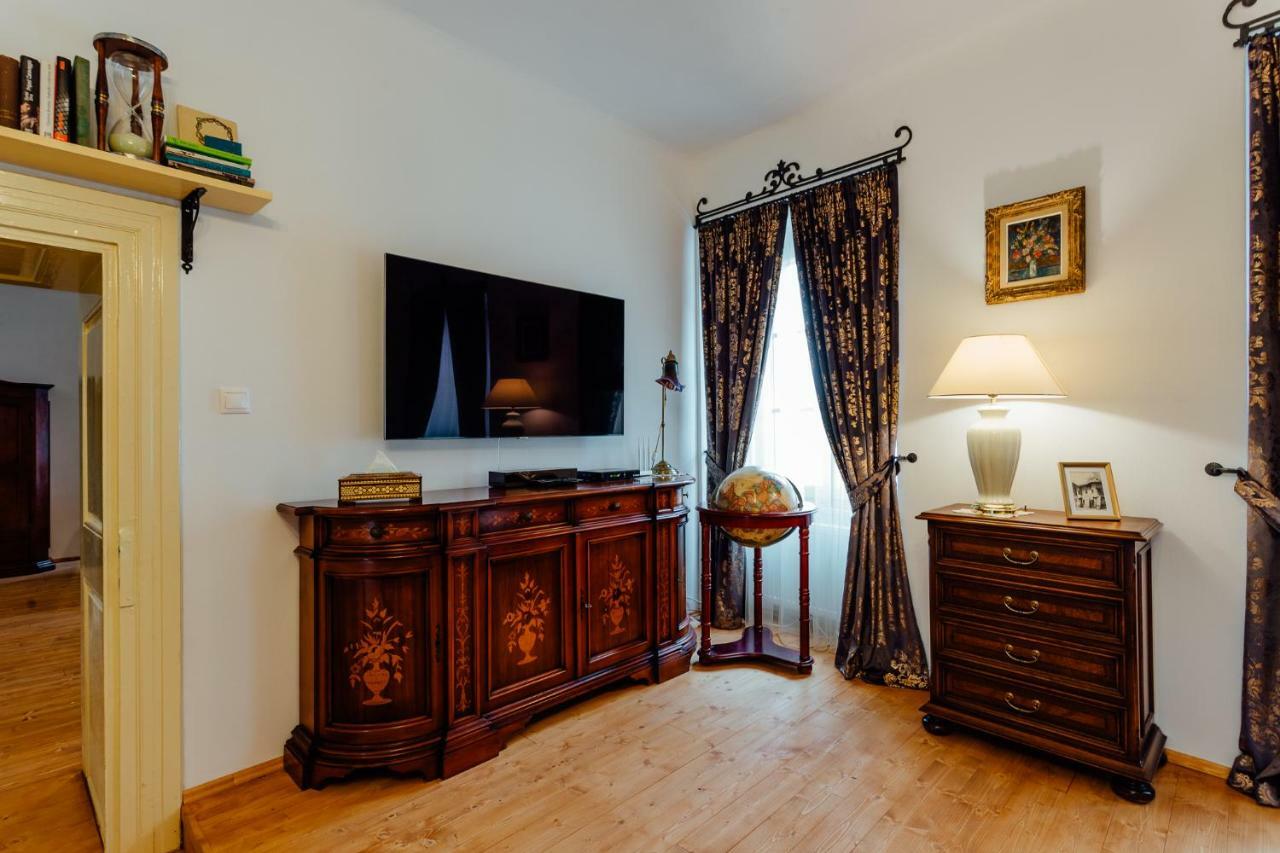 Strieborny Dvor Appartement Banská Štiavnica Buitenkant foto